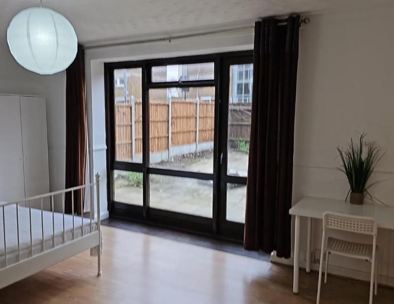 London E1 Rooms 外观 照片